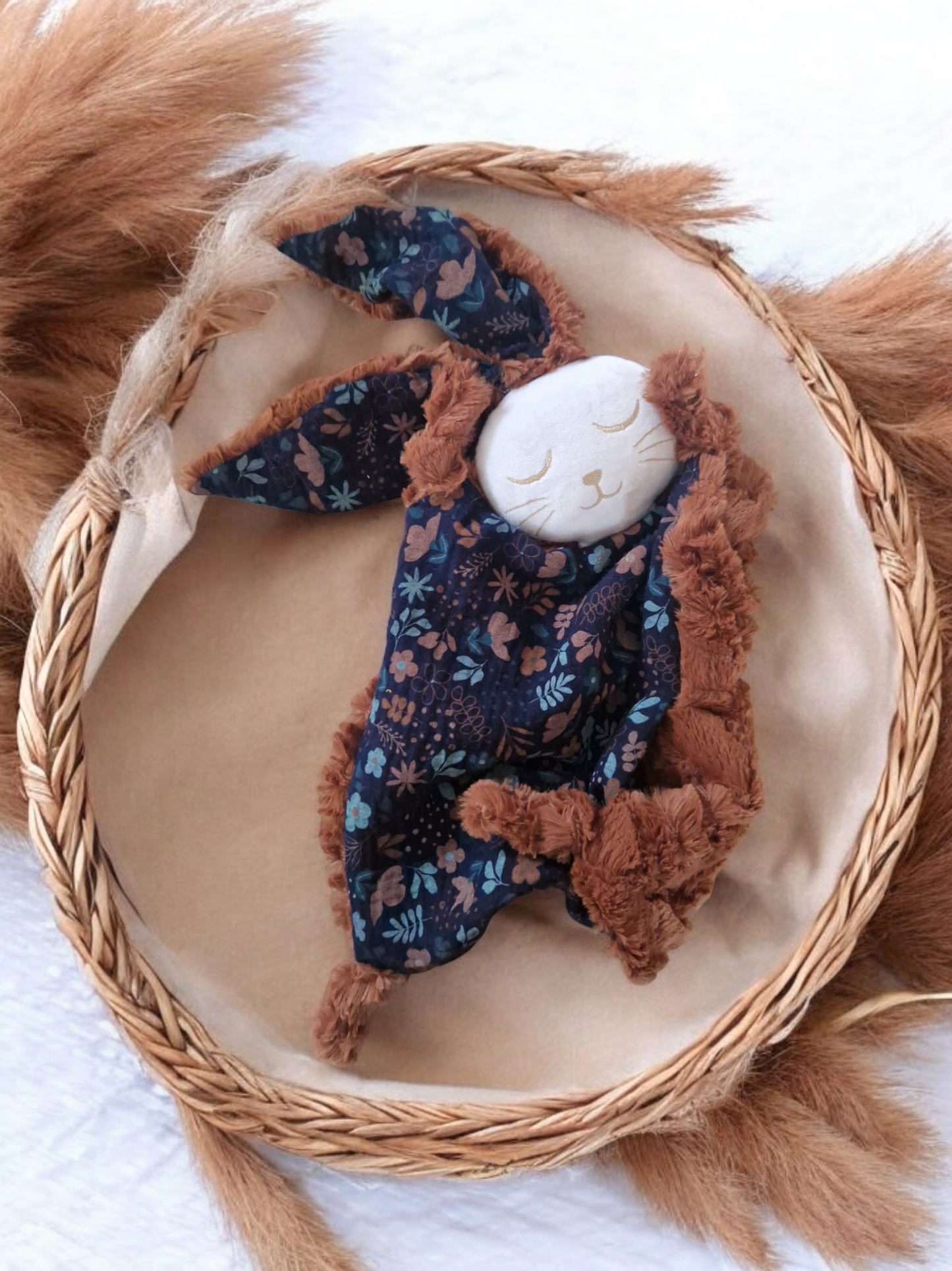 Doudou lapin en stock