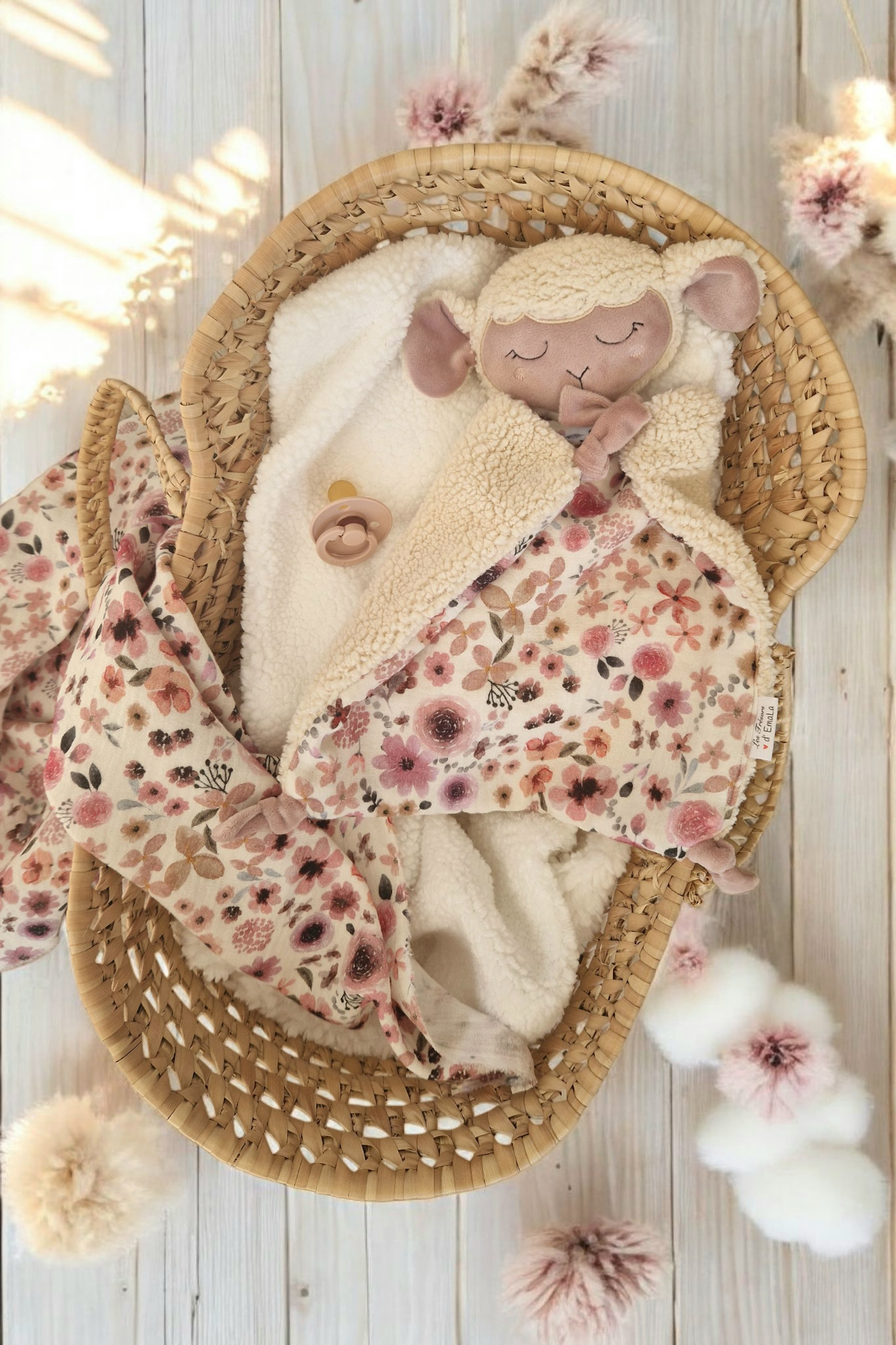 Doudou mouton en stock